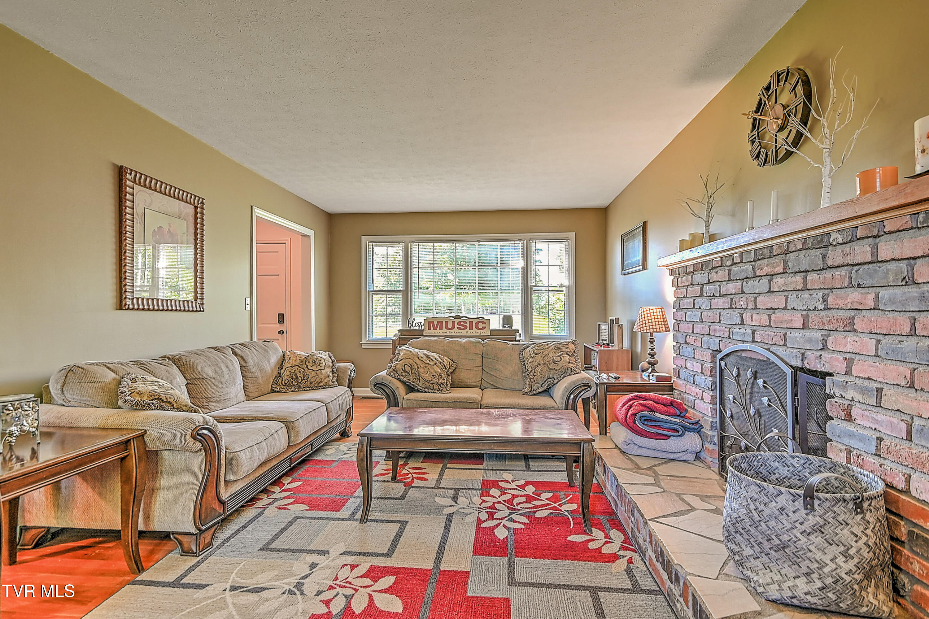 733 Navaho Trail