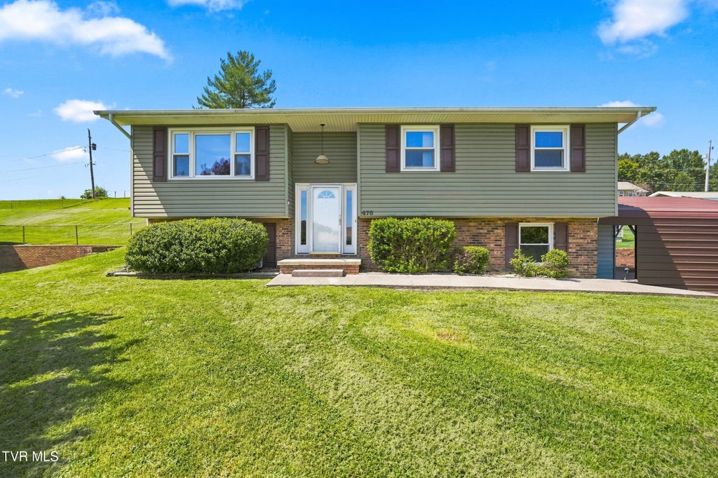 Photo of 470 Old Hickory Circle, Mount Carmel, TN 37645 (MLS # 10000160)