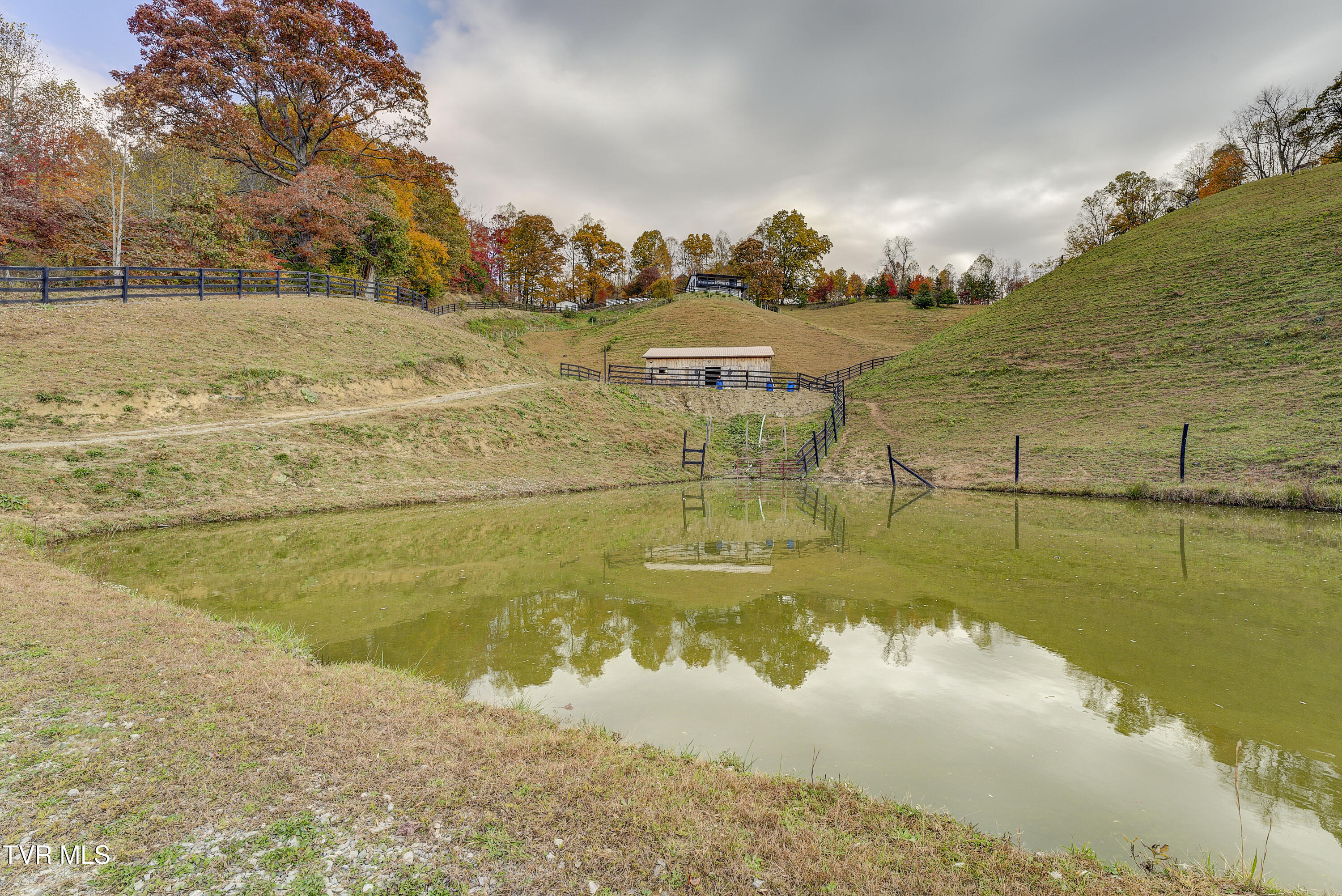 146 Bear Cage Road, Roan Mountain, Tennessee image 31