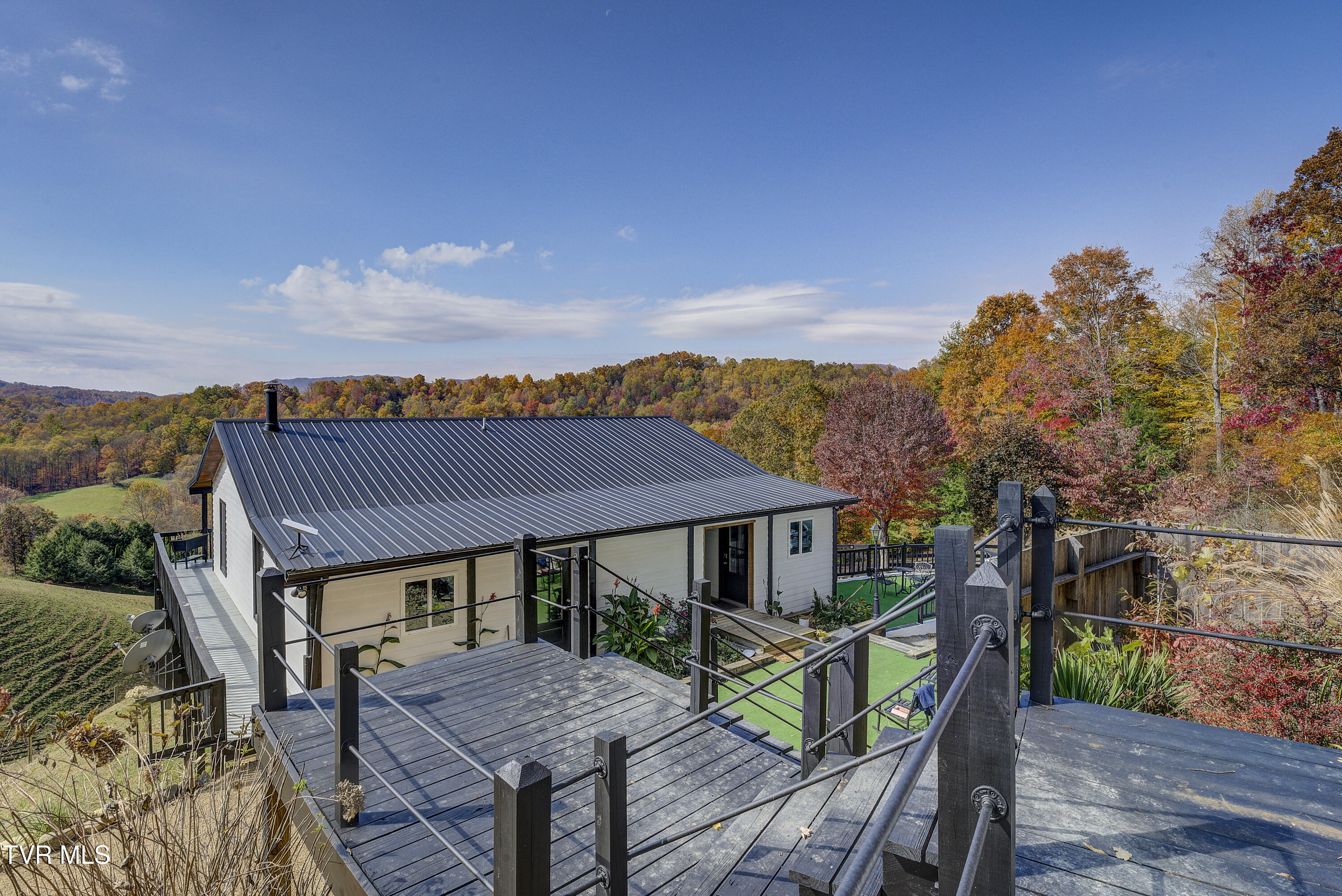 146 Bear Cage Road, Roan Mountain, Tennessee image 22