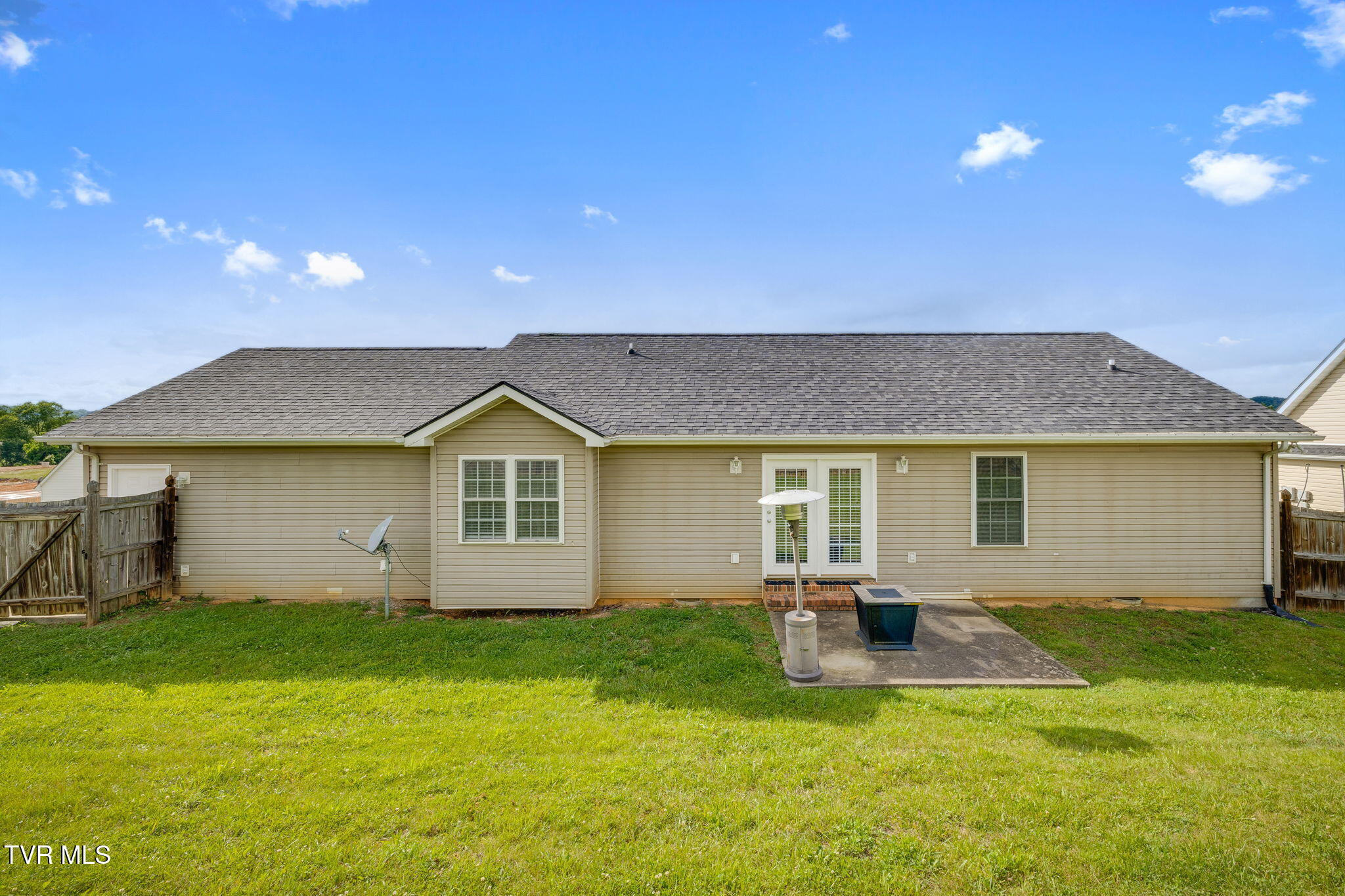 141 Violet Lane, Bluff City, Tennessee image 31