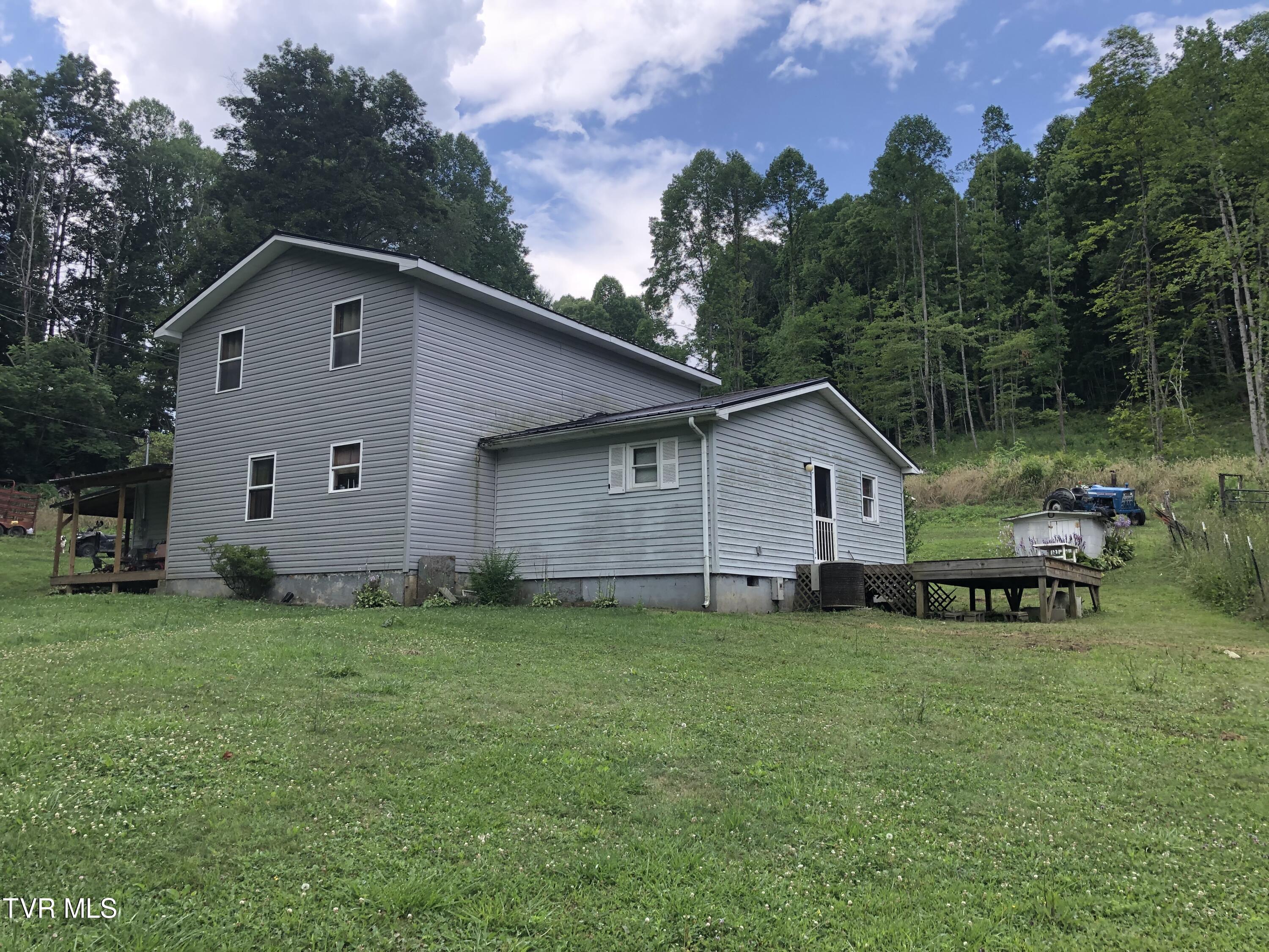 3128 Highway 421, Mountain City, Tennessee image 3