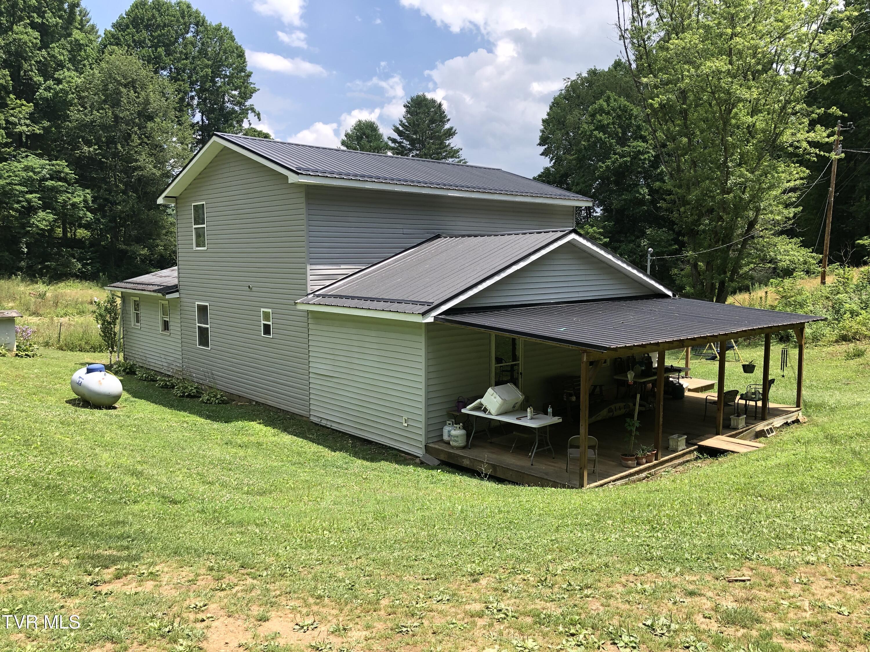 3128 Highway 421, Mountain City, Tennessee image 4