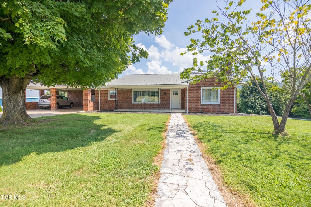 Photo of 166 Cassi Road, Chuckey, TN 37641 (MLS # 10000130)