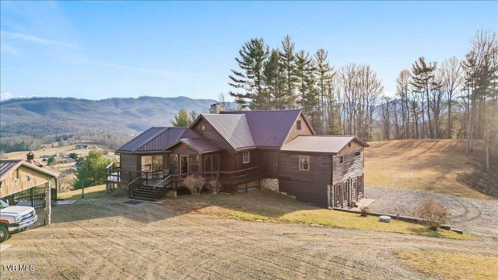 Photo of 620 Swift Hollow Lane, Mountain City, TN 37683 (MLS # 9989815)