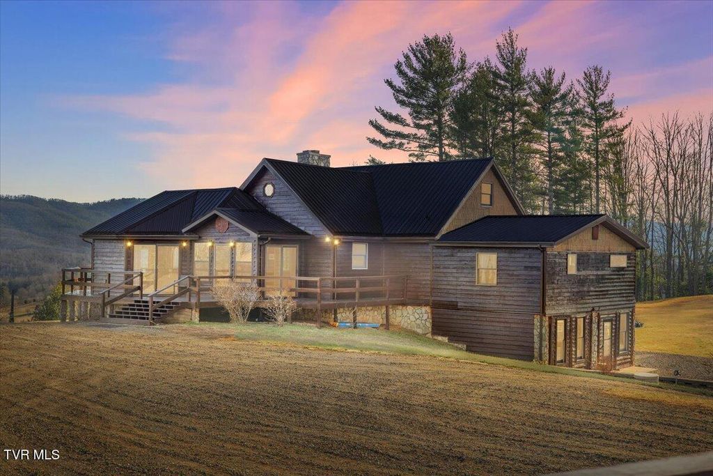 Photo of 620 Swift Hollow Lane, Mountain City, TN 37683 (MLS # 9989815)