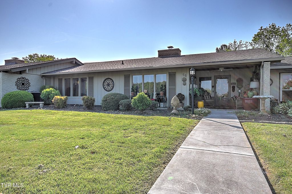 Photo of 58 Whitehall #3, Bristol, TN 37620 (MLS # 9994467)