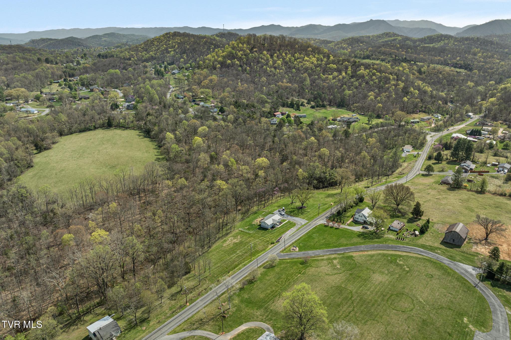 649 Gap Creek Road, Elizabethton, Tennessee image 44