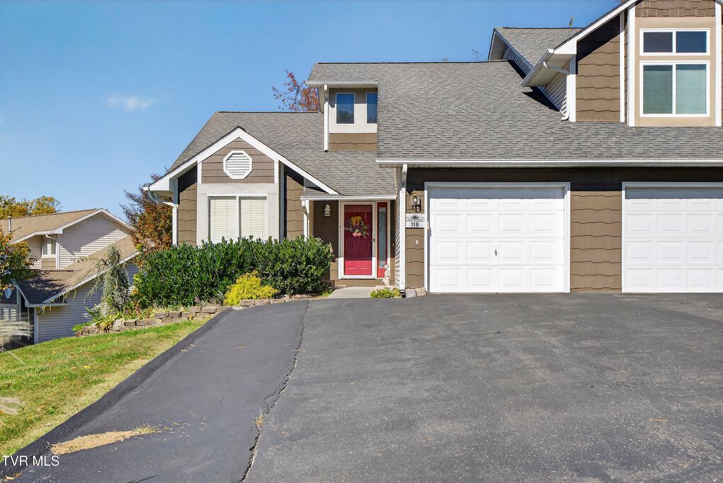 Photo of 118 Timberbrook Drive Drive #118, Bristol, VA 24201 (MLS # 9987410)