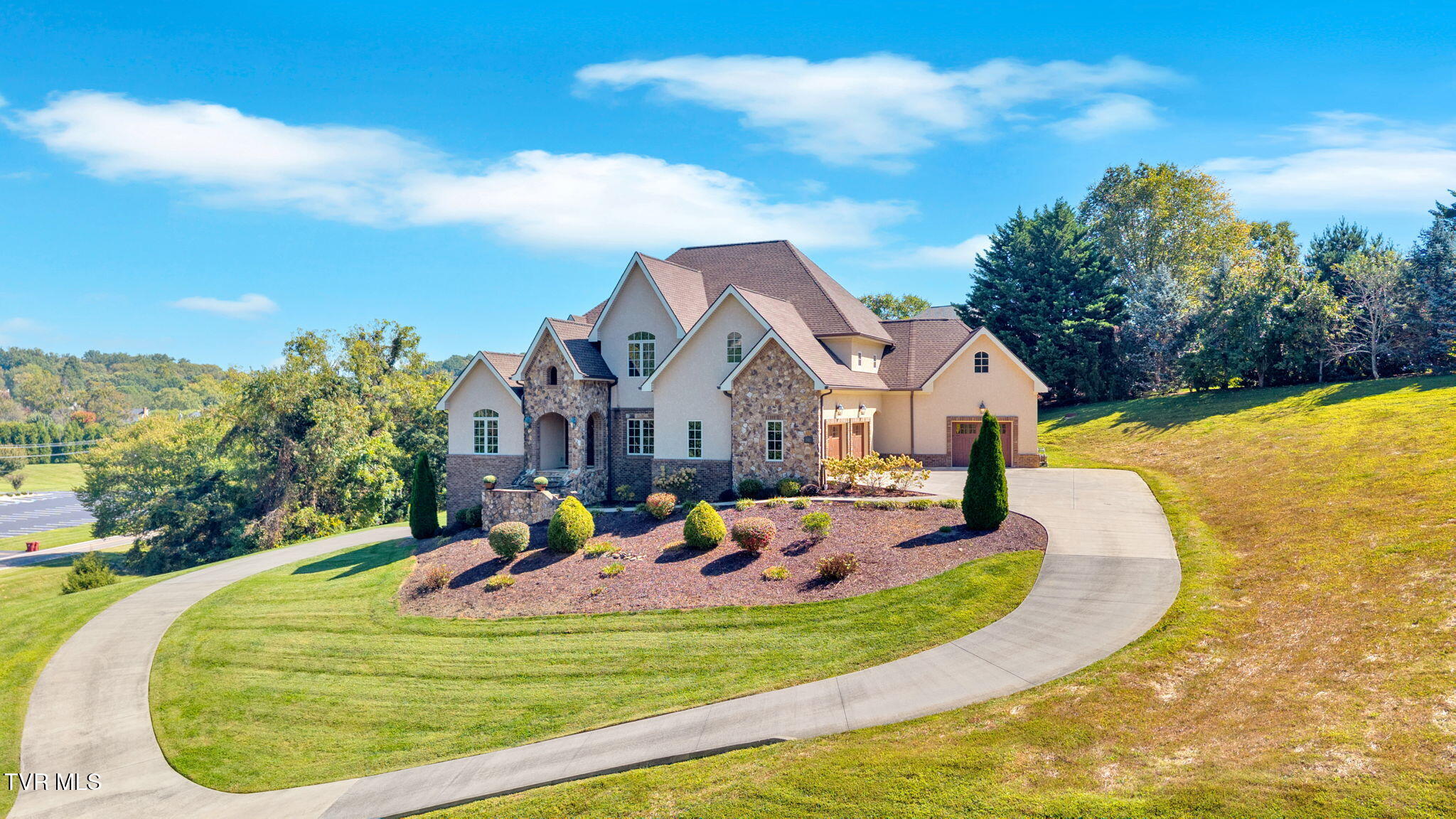 610 Magnolia Ridge Drive