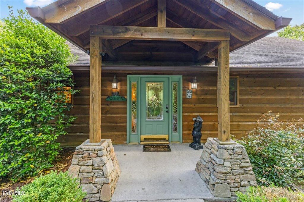 Photo of 2213 Woodcock Trail, Sevierville, TN 37876 (MLS # 9981019)