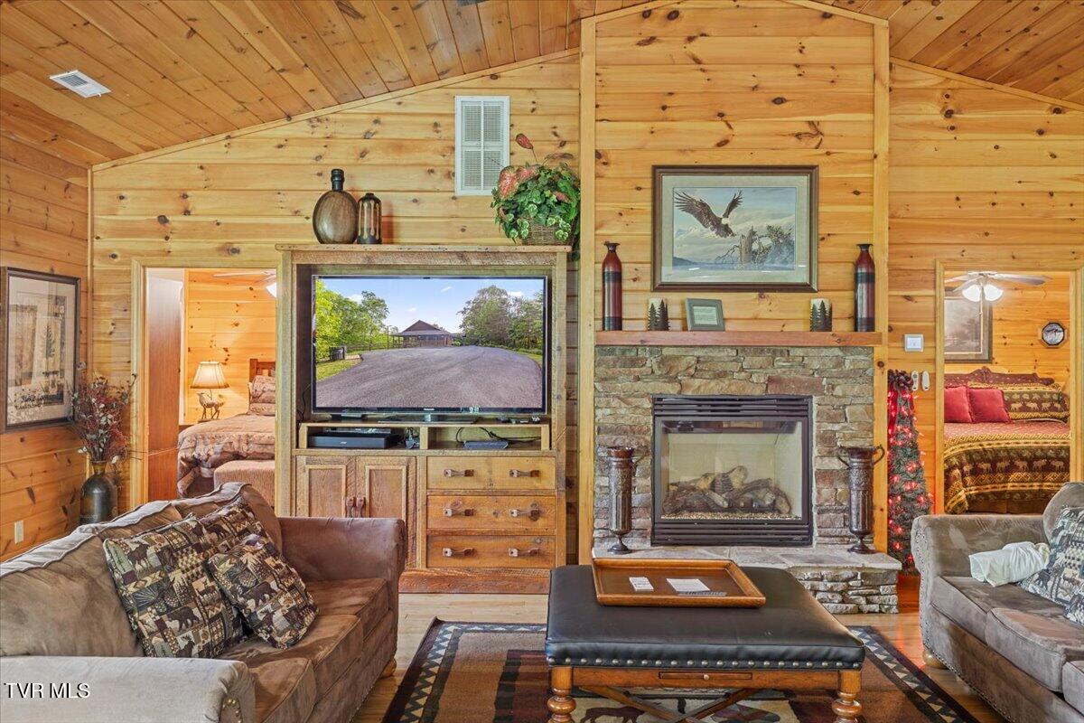 2213 Woodcock Trail, Sevierville, Tennessee image 8