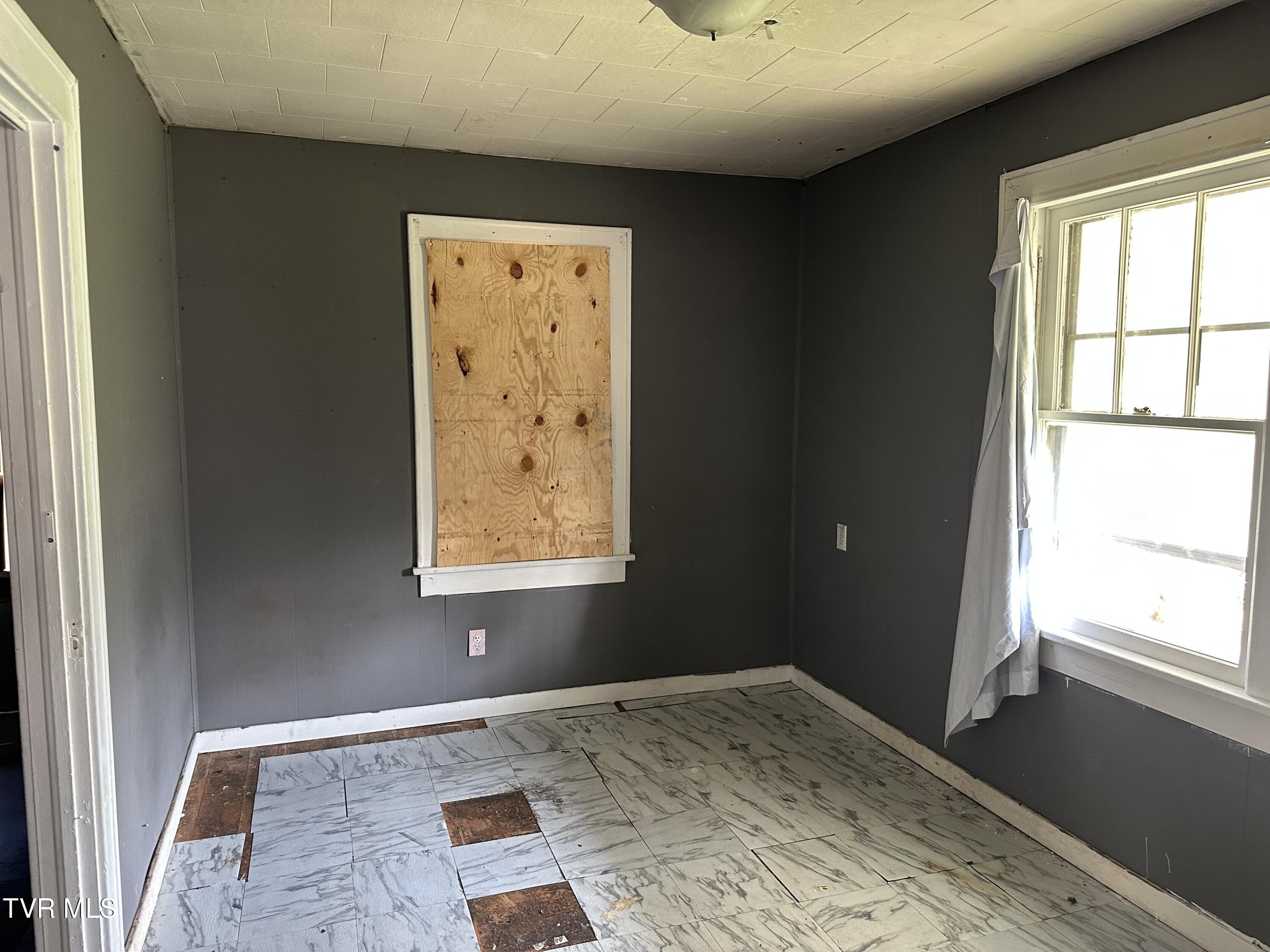 276 Spurgeon Lane, Bristol, Virginia image 12
