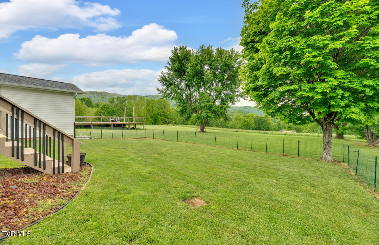 1019 Meadow Brook Drive, Unicoi, Tennessee image 36