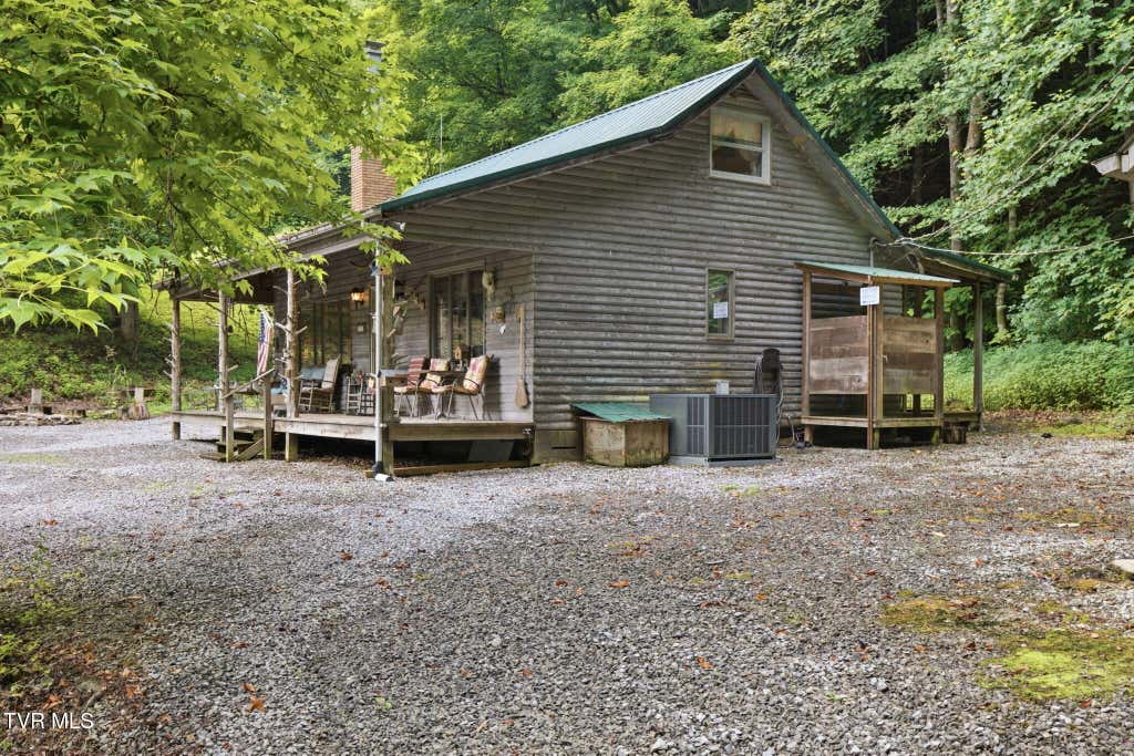 Photo of 4951 England Valley Road, Duffield, VA 24244 (MLS # 9998920)
