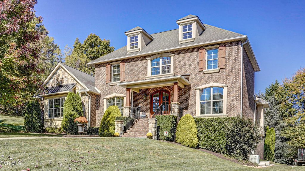 Photo of 4 Periwinkle Court, Johnson City, TN 37615 (MLS # 9987200)