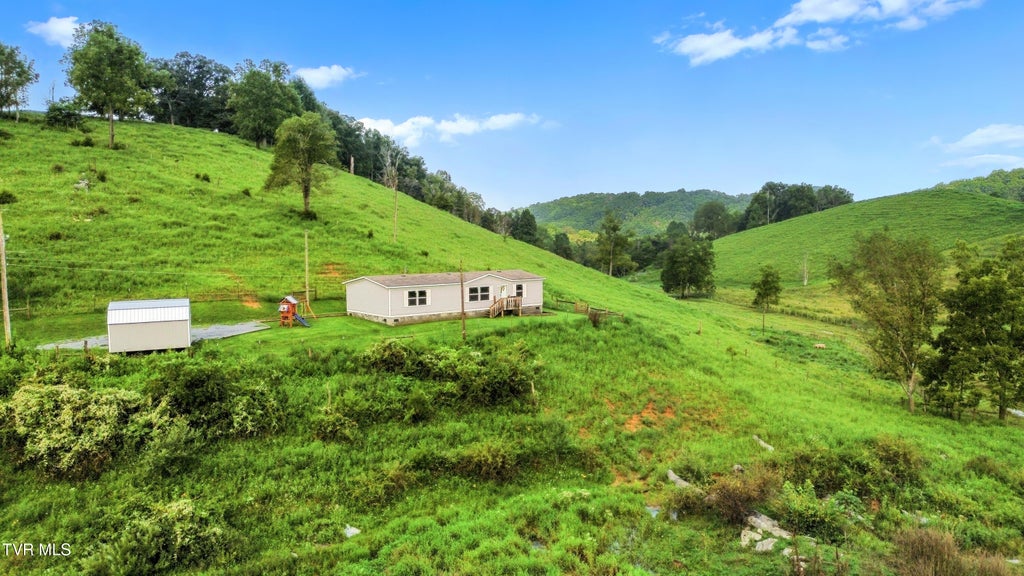 Photo of 18026 Confederate Road, Glade Spring, VA 24340 (MLS # 9999725)