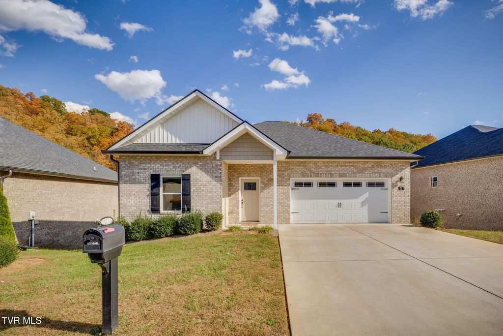 Photo of 217 Quiet Stroll Lane, Johnson City, TN 37615 (MLS # 9987529)