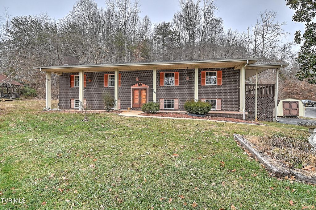 Photo of 5332 Memorial Boulevard, Kingsport, TN 37664 (MLS # 9989709)