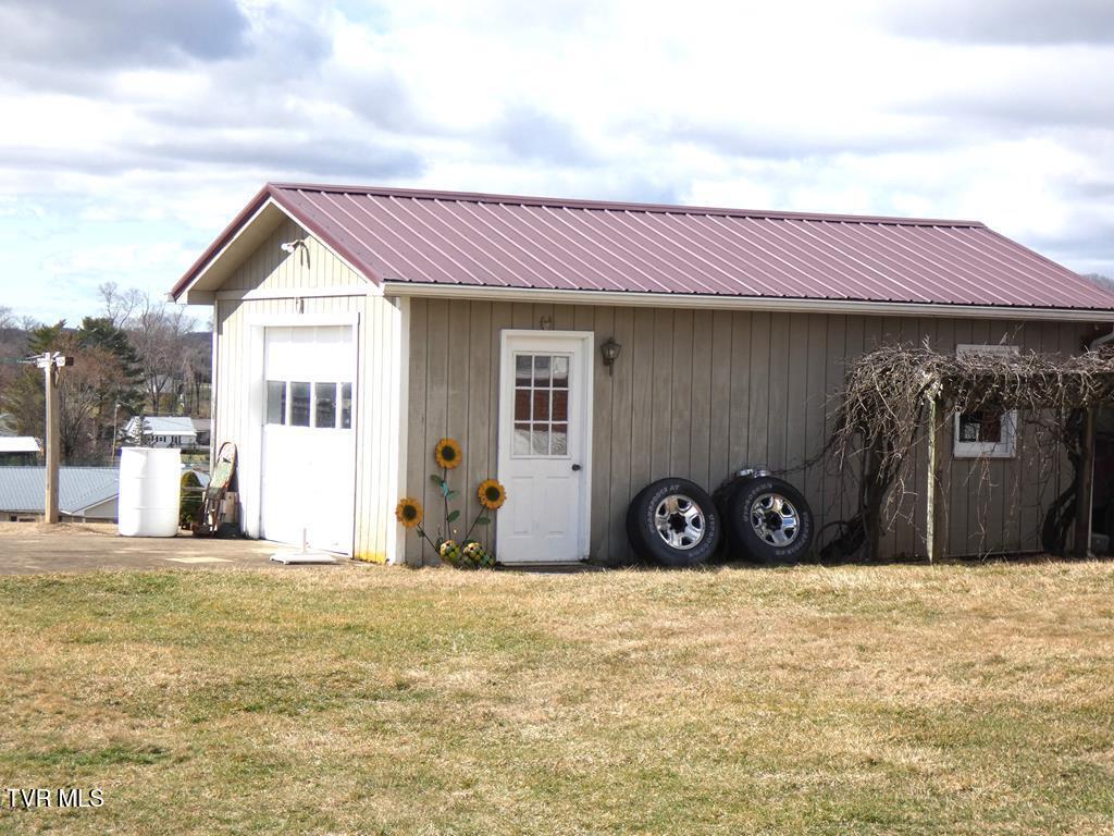 204 Highland Avenue, Glade Spring, Virginia image 30