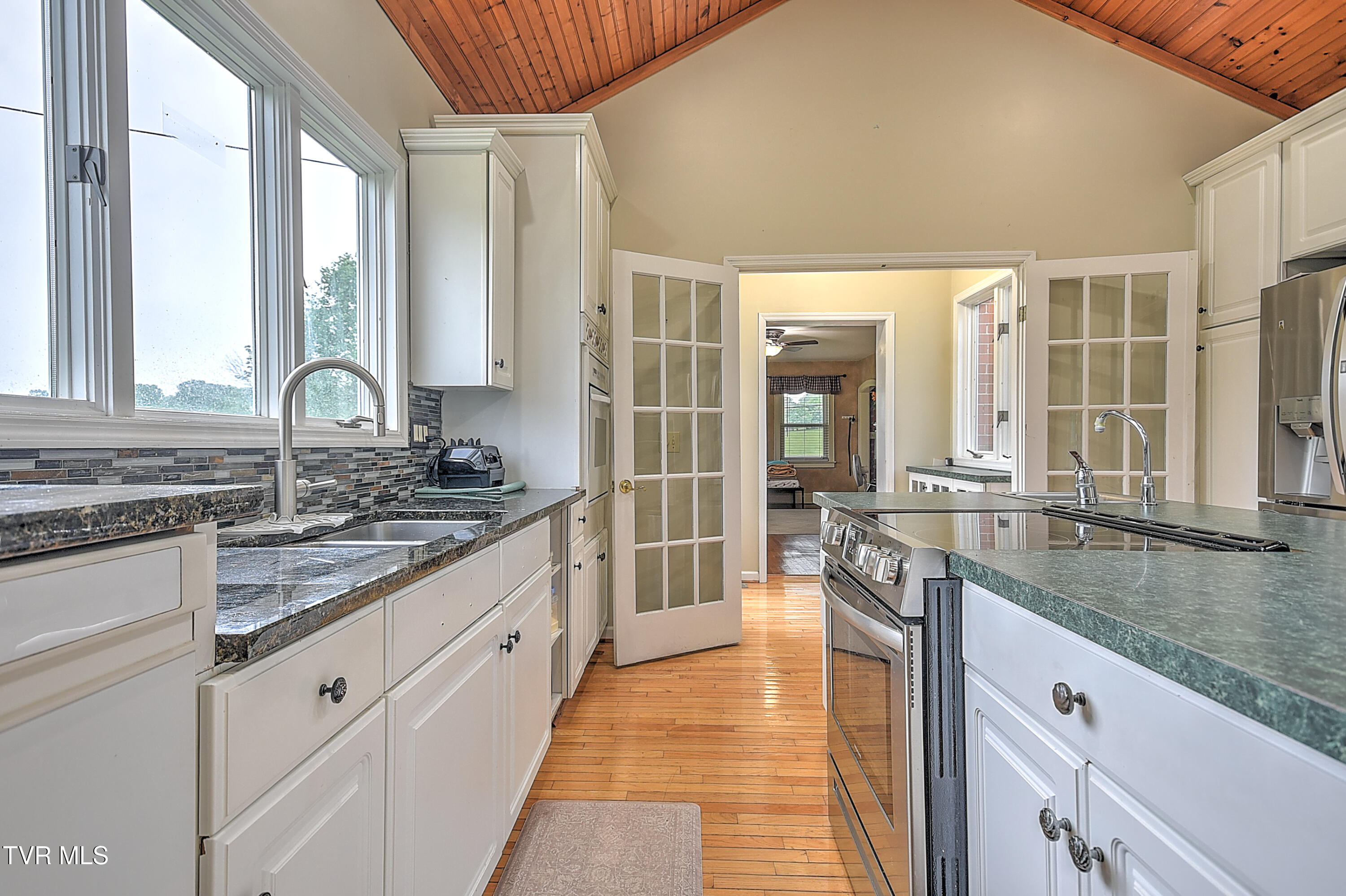 15497 Porterfield Highway, Abingdon, Virginia image 25