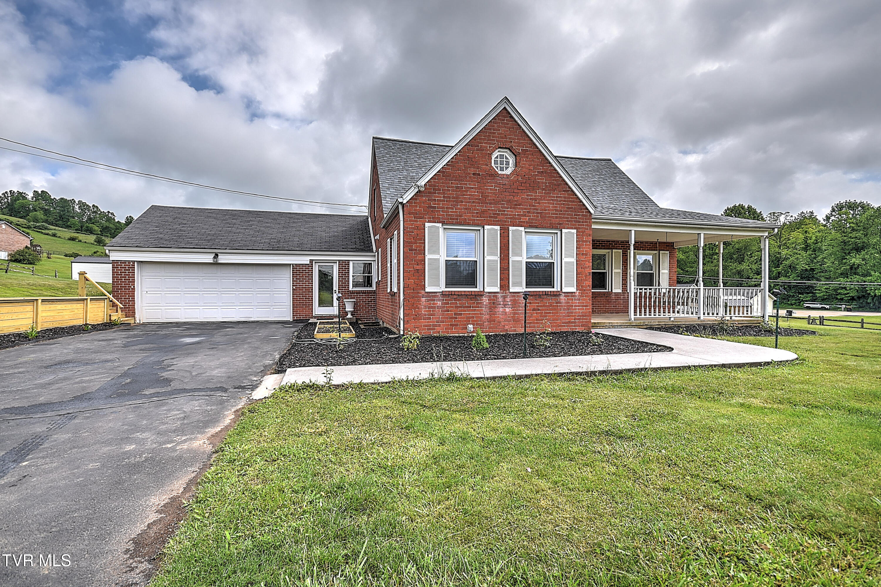 15497 Porterfield Highway, Abingdon, Virginia image 10