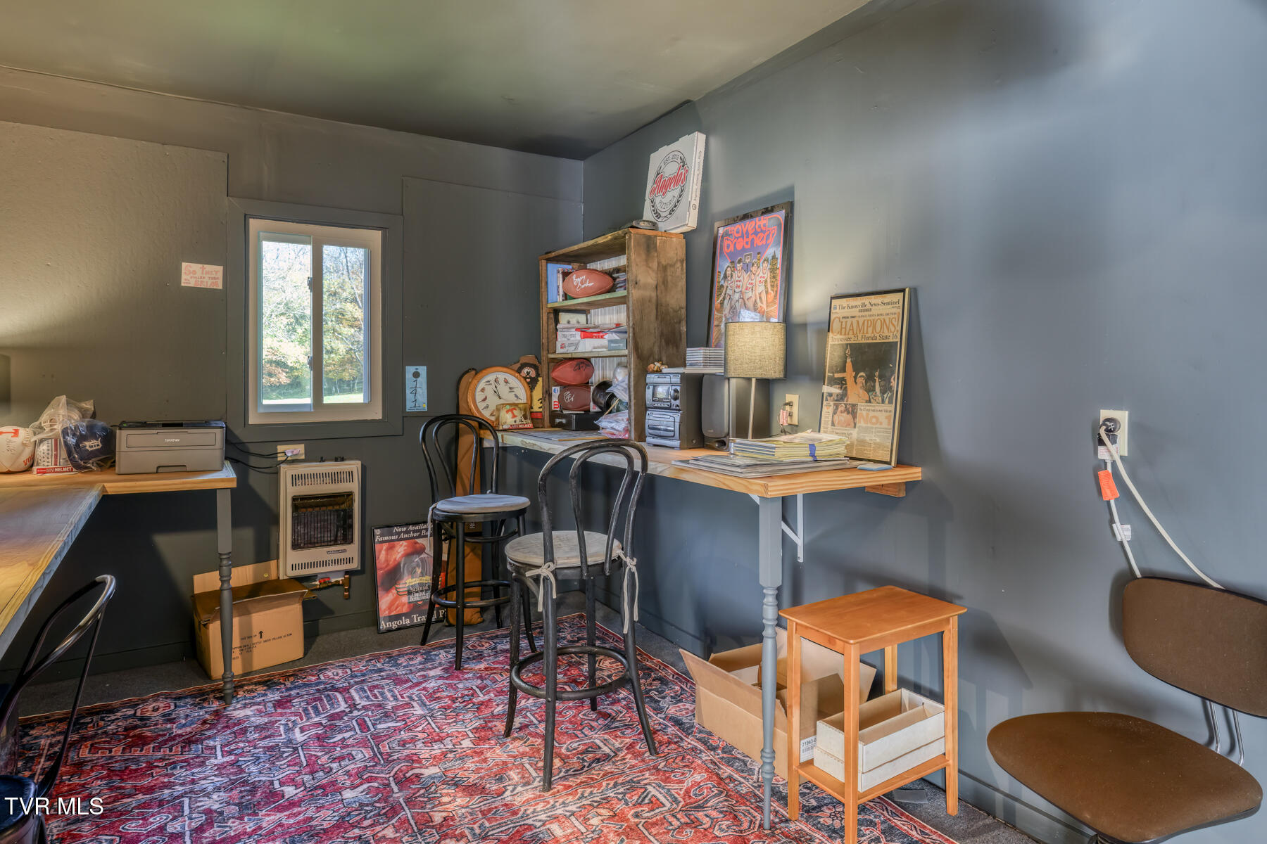 Johnson City, Tennessee 37601, United States, 3 Bedrooms Bedrooms, ,2 BathroomsBathrooms,Residential,Pending,34448