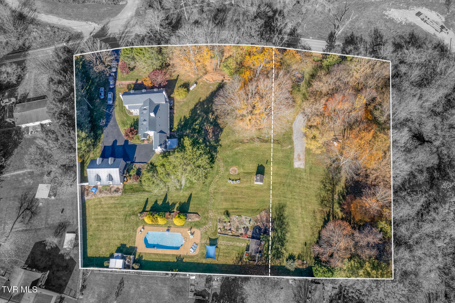 Johnson City, Tennessee 37601, United States, 3 Bedrooms Bedrooms, ,2 BathroomsBathrooms,Residential,Pending,34448