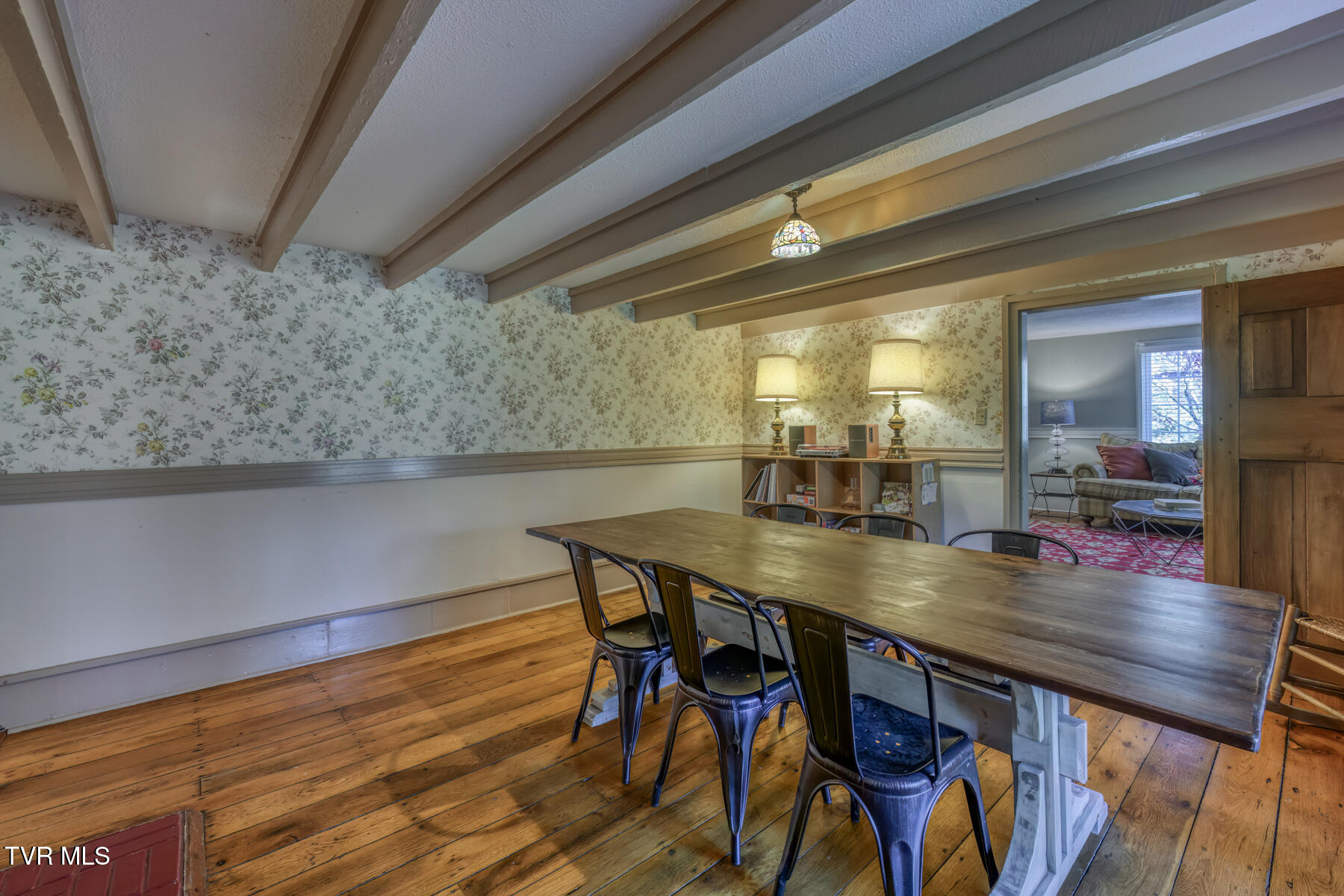 Johnson City, Tennessee 37601, United States, 3 Bedrooms Bedrooms, ,2 BathroomsBathrooms,Residential,Pending,34448