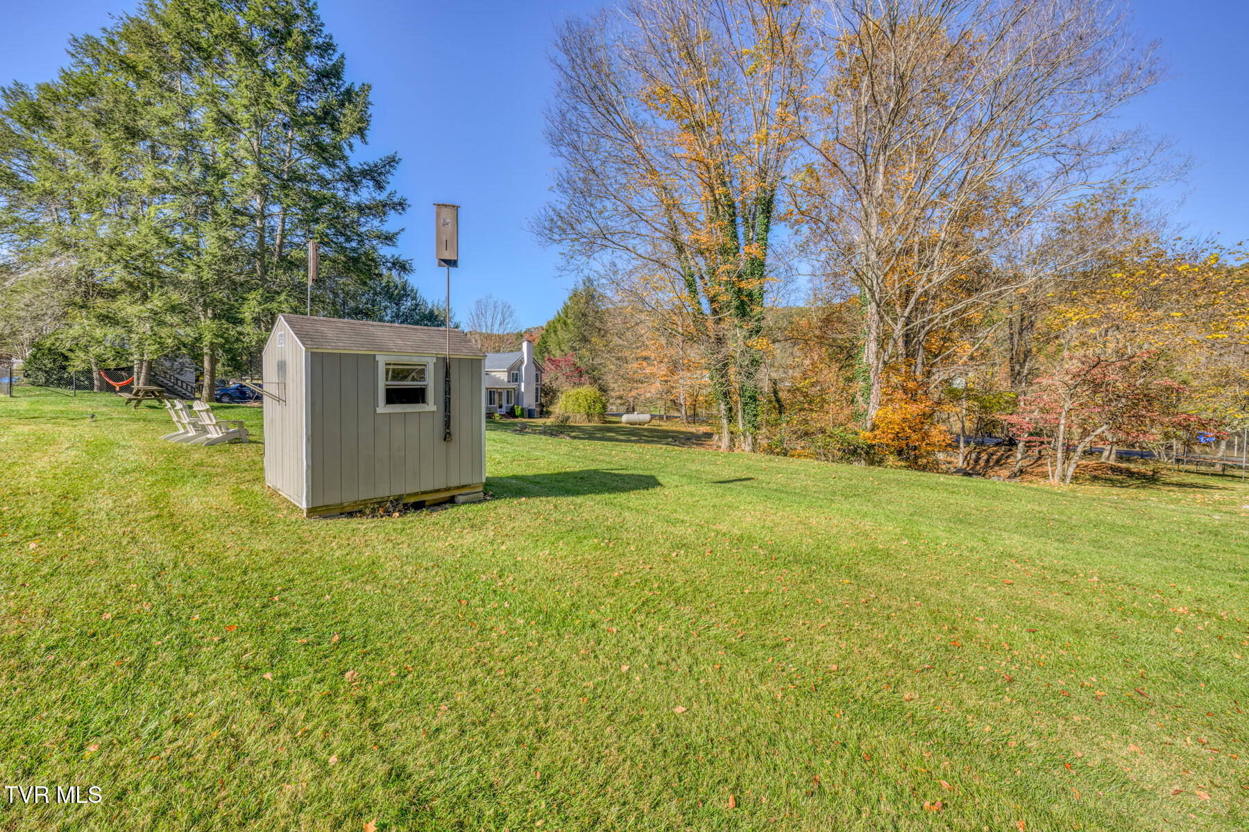 Johnson City, Tennessee 37601, United States, 3 Bedrooms Bedrooms, ,2 BathroomsBathrooms,Residential,Pending,34448