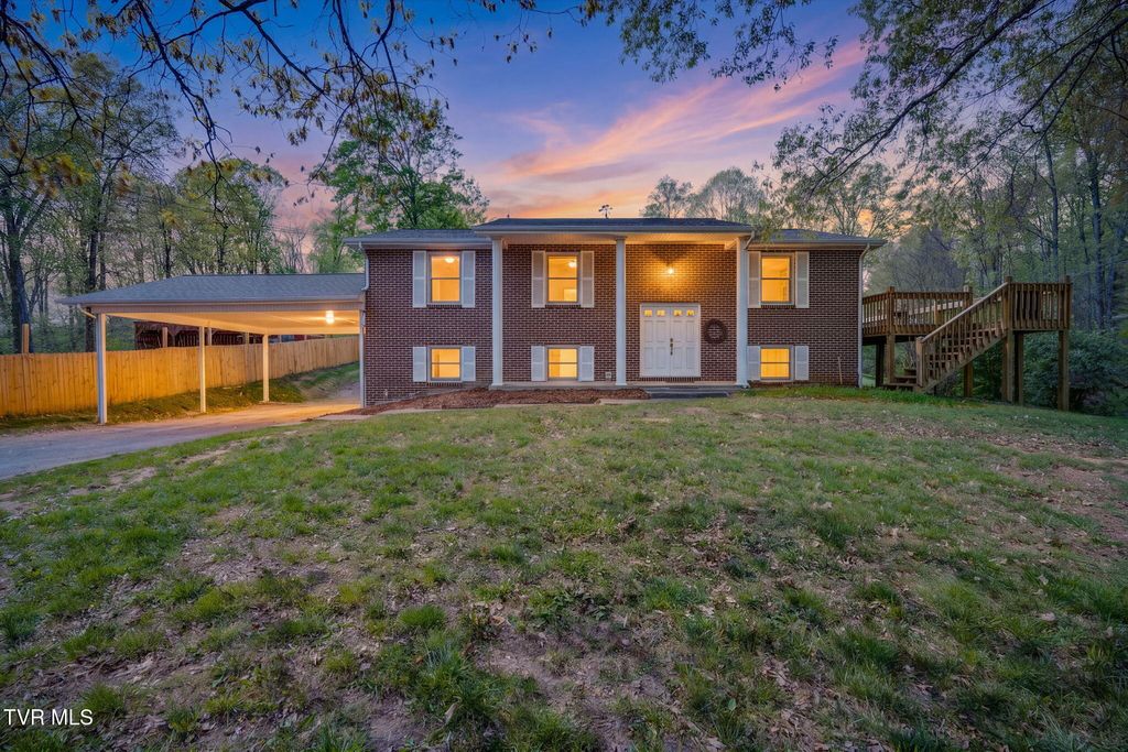 Photo of 1117 Gray Sta-Sul Springs, Jonesborough, TN 37659 (MLS # 9994028)