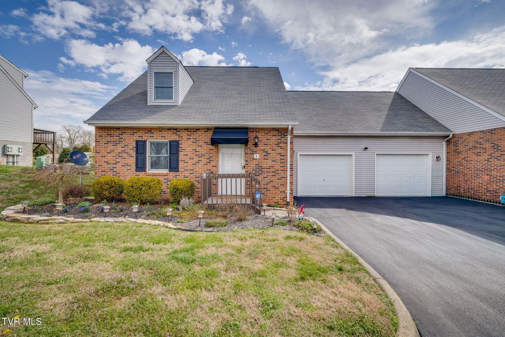 Photo of 2700 Indian Ridge Road #4, Johnson City, TN 37604 (MLS # 9992242)
