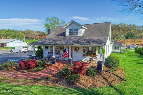 Homes For Sale - 812 Main Street<br/> Rogersville, TN 37857