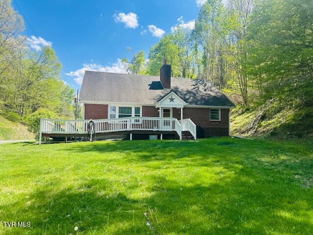 Photo of 244 Rosenbaum Hollow Lane, Chilhowie, VA 24319 (MLS # 9994690)