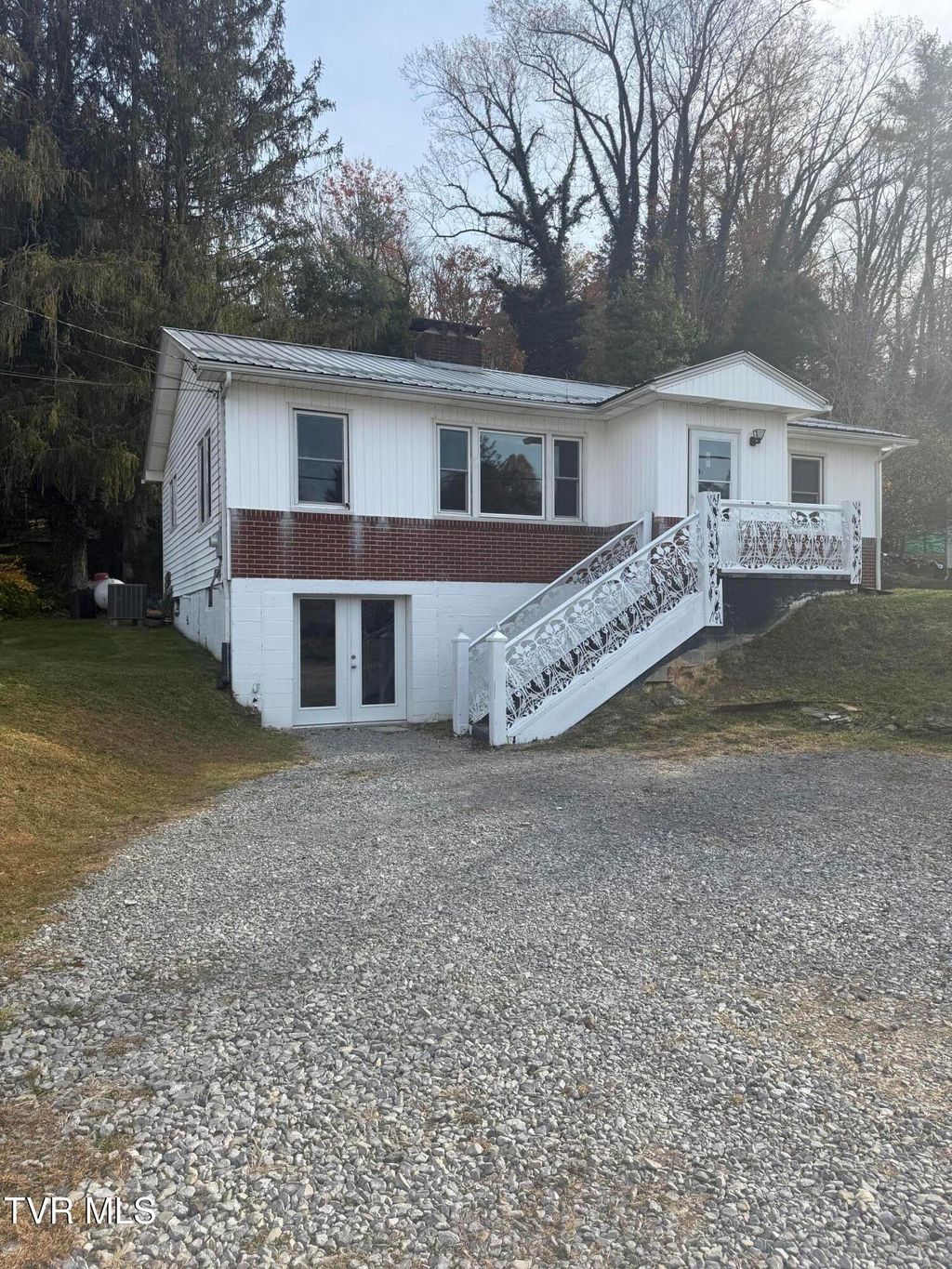 Photo of 235 Glade Street, Wise, VA 24293 (MLS # 9988372)