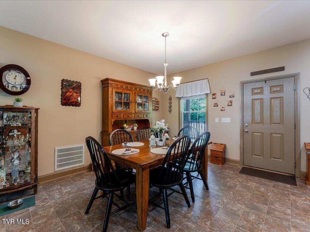 3428 Connie Lane, White Pine, Tennessee image 9