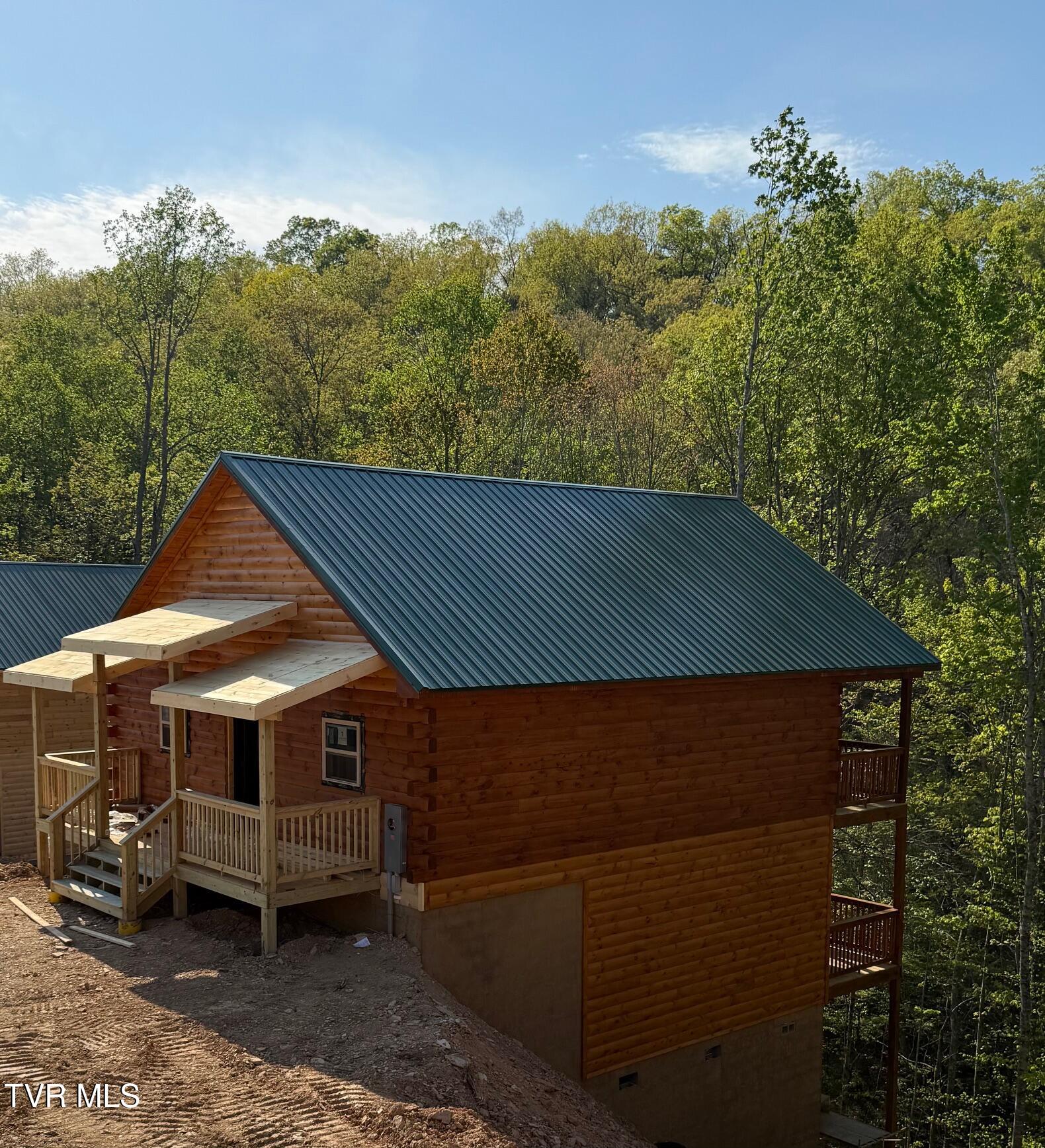 2943 Fiddlers Creek Way, Pigeon Forge, Tennessee image 2