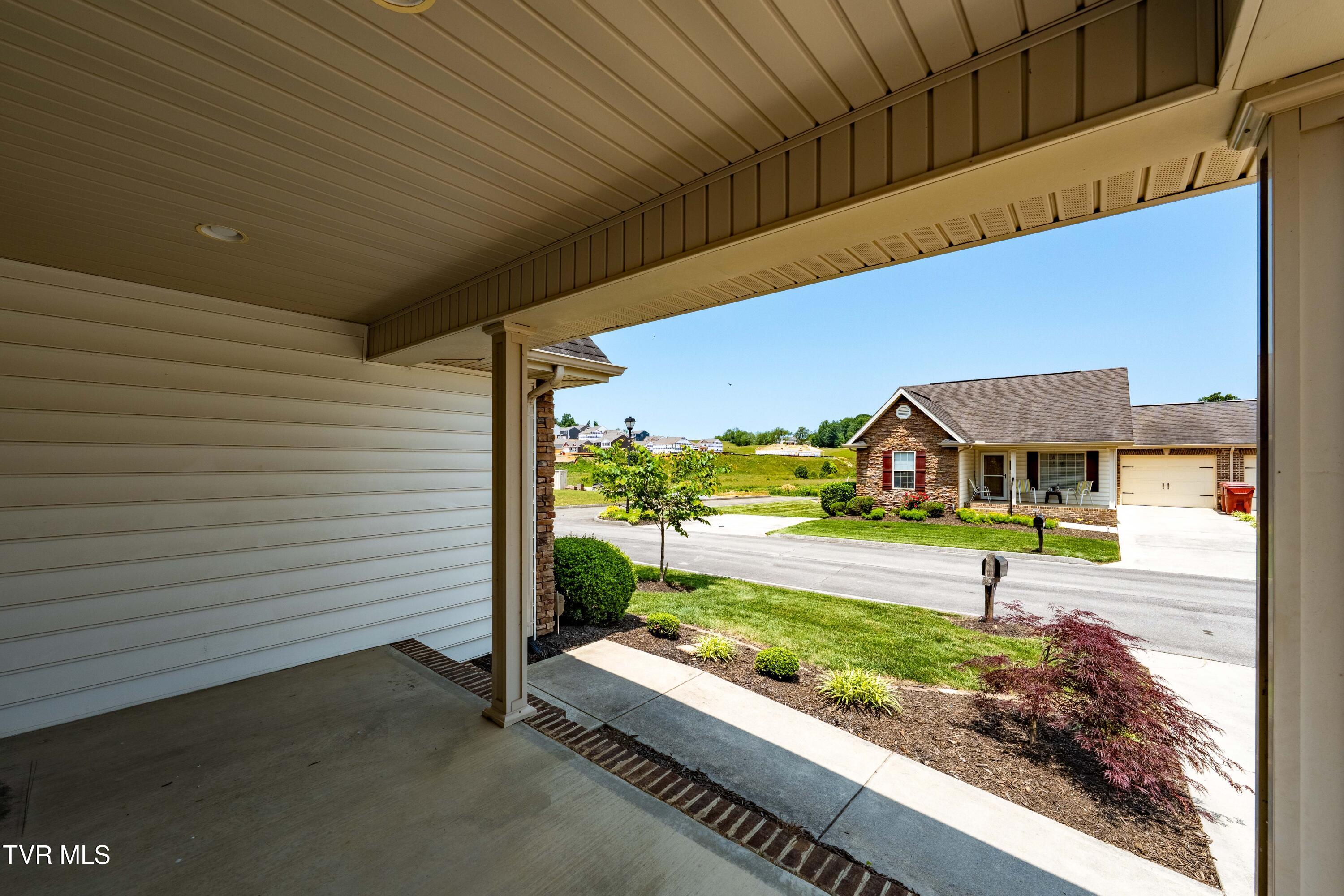 1010 Appaloosa Trail, Johnson City, Tennessee image 7
