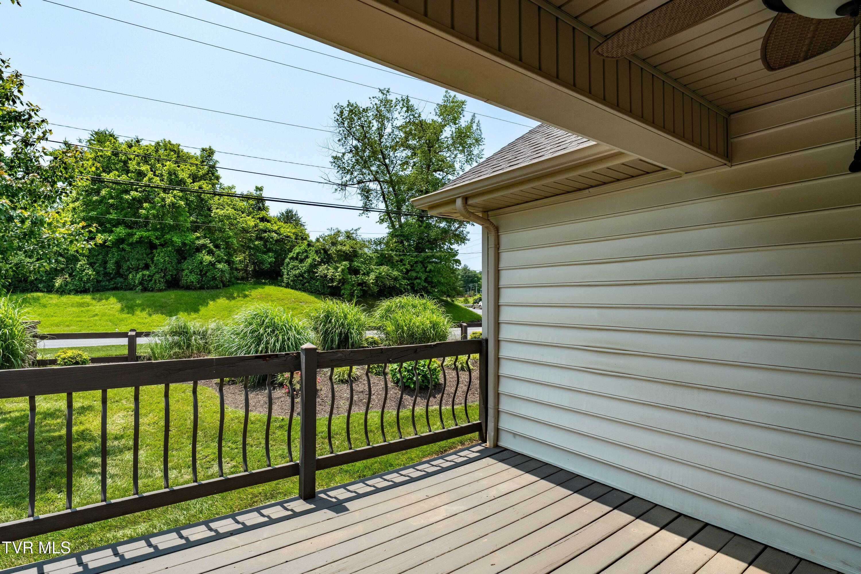1010 Appaloosa Trail, Johnson City, Tennessee image 16