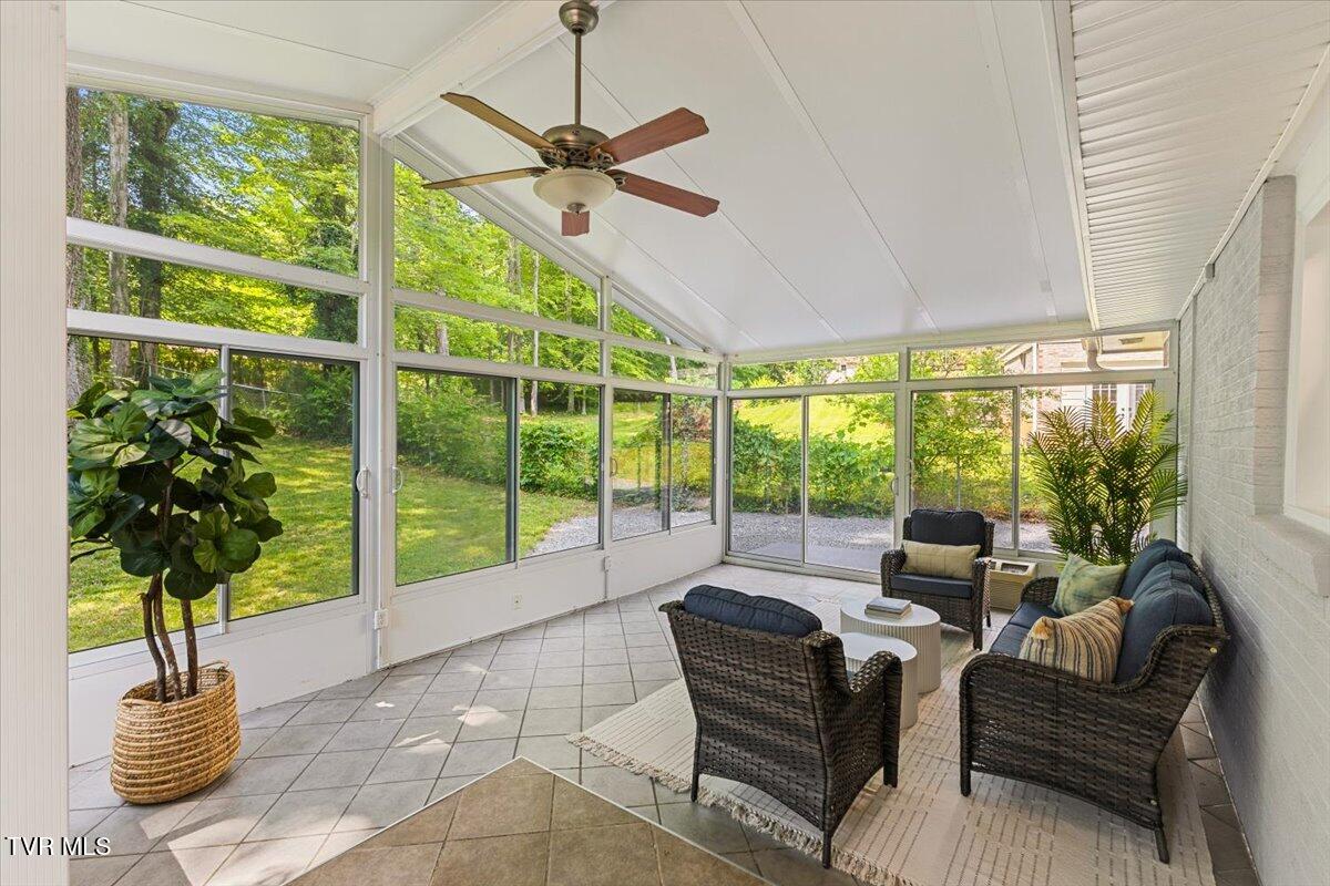1820 Brook Hollow Road, Johnson City, Tennessee image 12