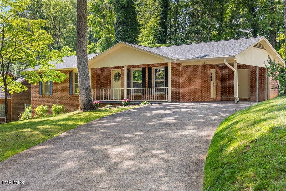 1820 Brook Hollow Road, Johnson City, Tennessee image 2