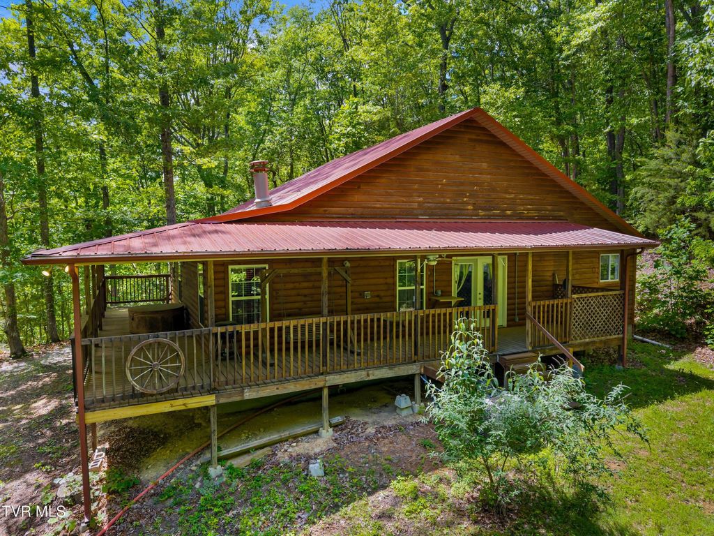 Photo of 236 Beech Street, Sneedville, TN 37869 (MLS # 9990703)