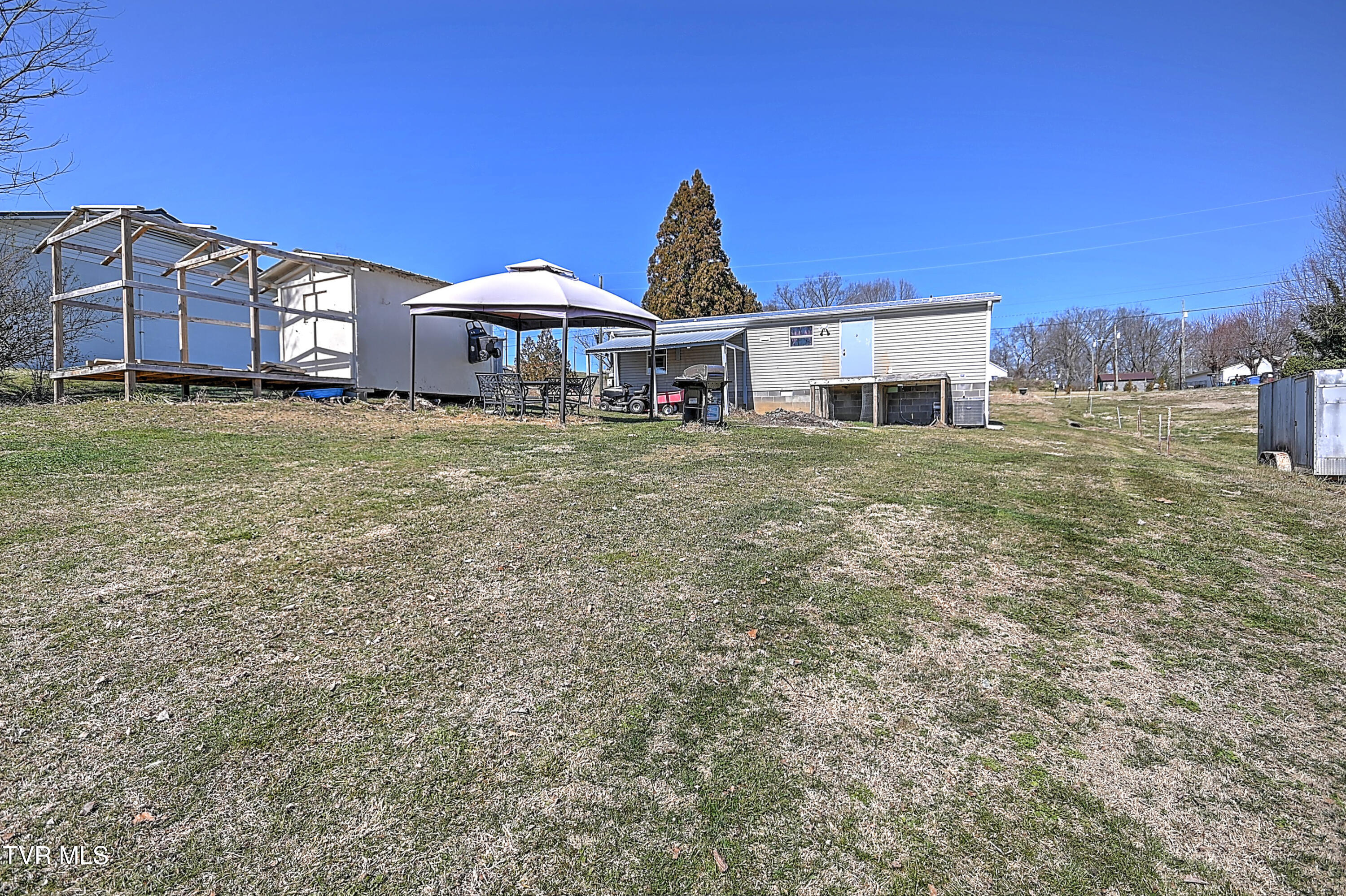 108 Henderson Street, Surgoinsville, Tennessee image 2
