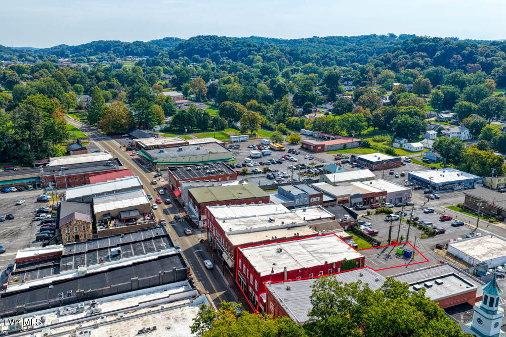 114 & 116 East Main Street