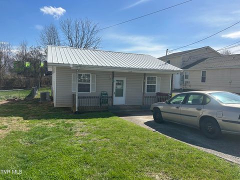 Photo of 2330 Side Avenue, Johnson City, TN 37601 (MLS # 9992223)
