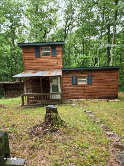 Homes For Sale - 1100 Coalpit Branch Drive<br/> Gate City, VA 24251