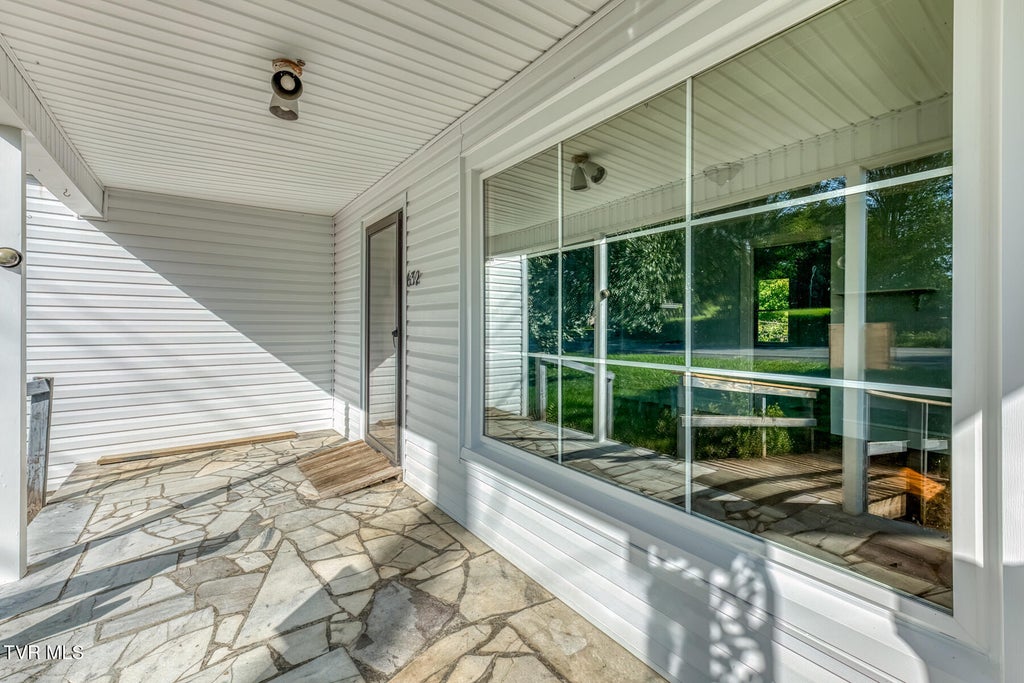 Photo of 632 Beaver Creek Road, Bluff City, TN 37618 (MLS # 10000558)