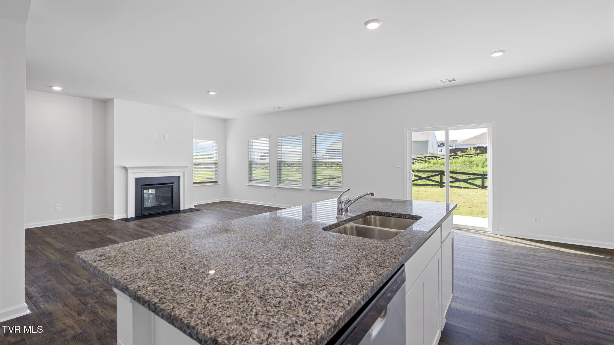 285 Chimney View Loop