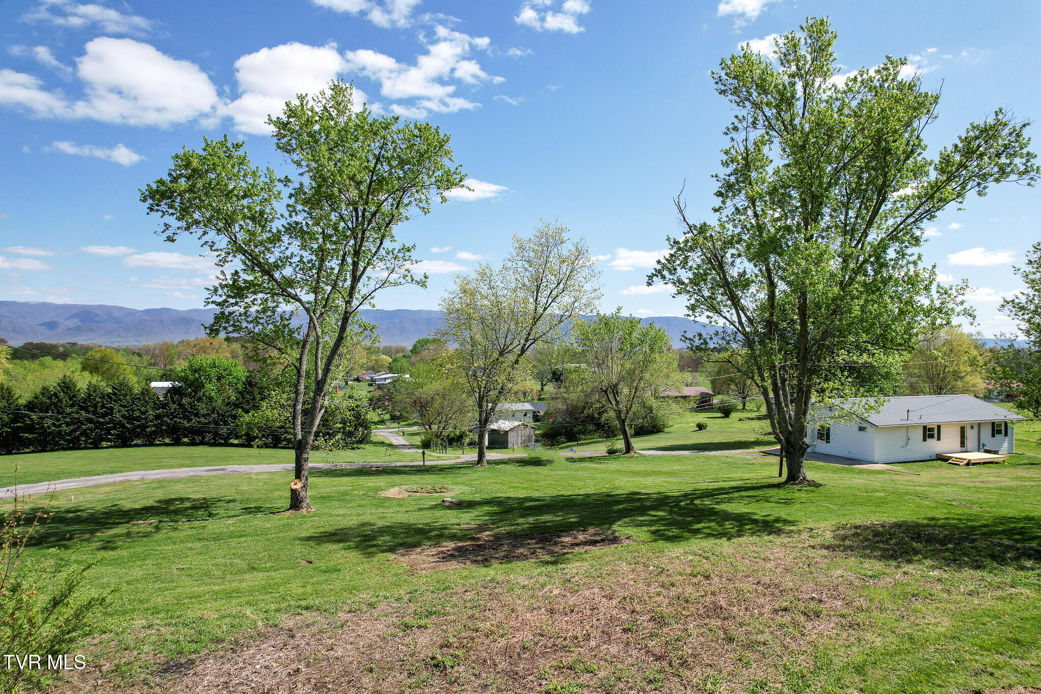 61 Tiny Lane, Greeneville, Tennessee image 39