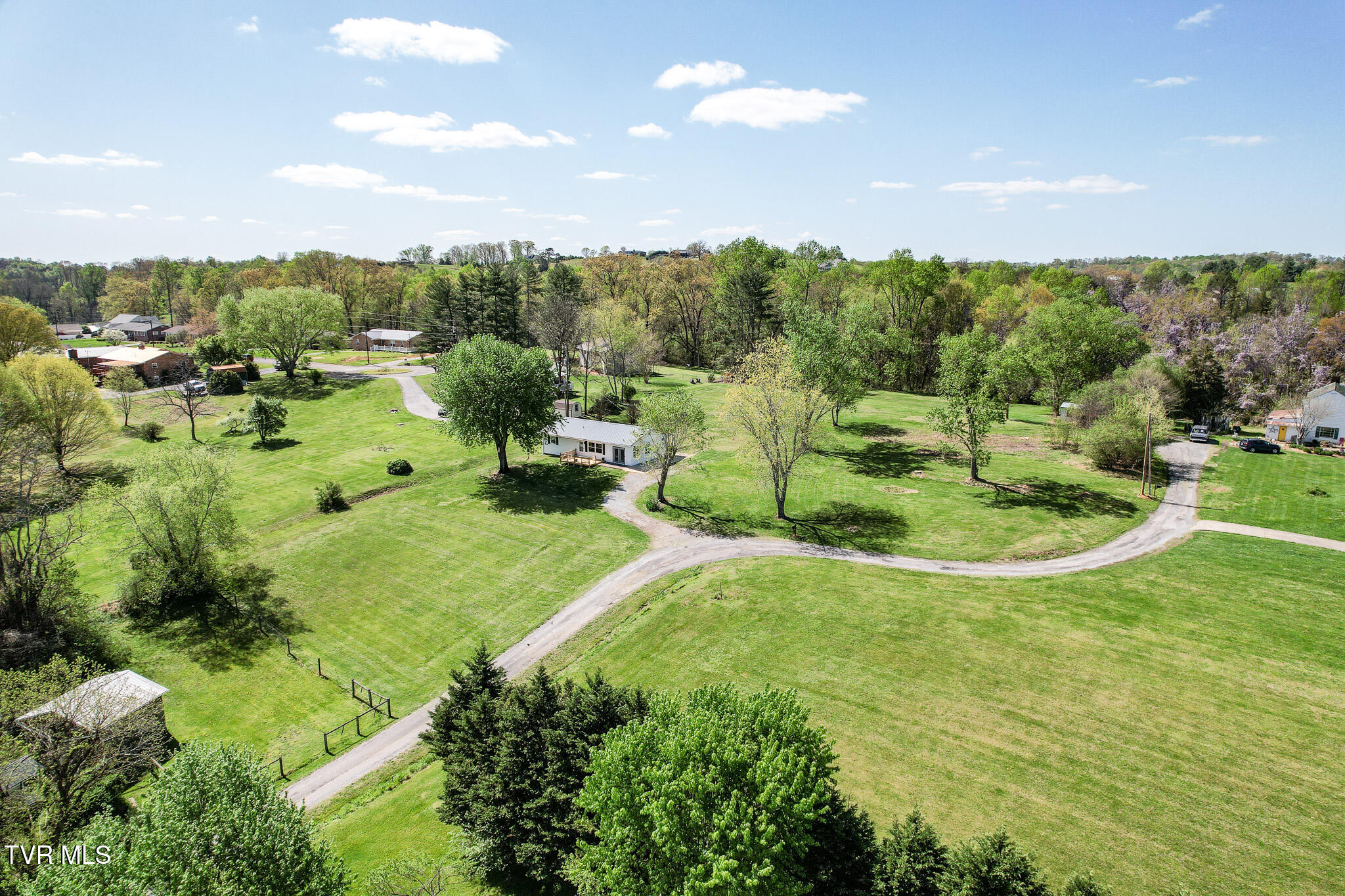 61 Tiny Lane, Greeneville, Tennessee image 33